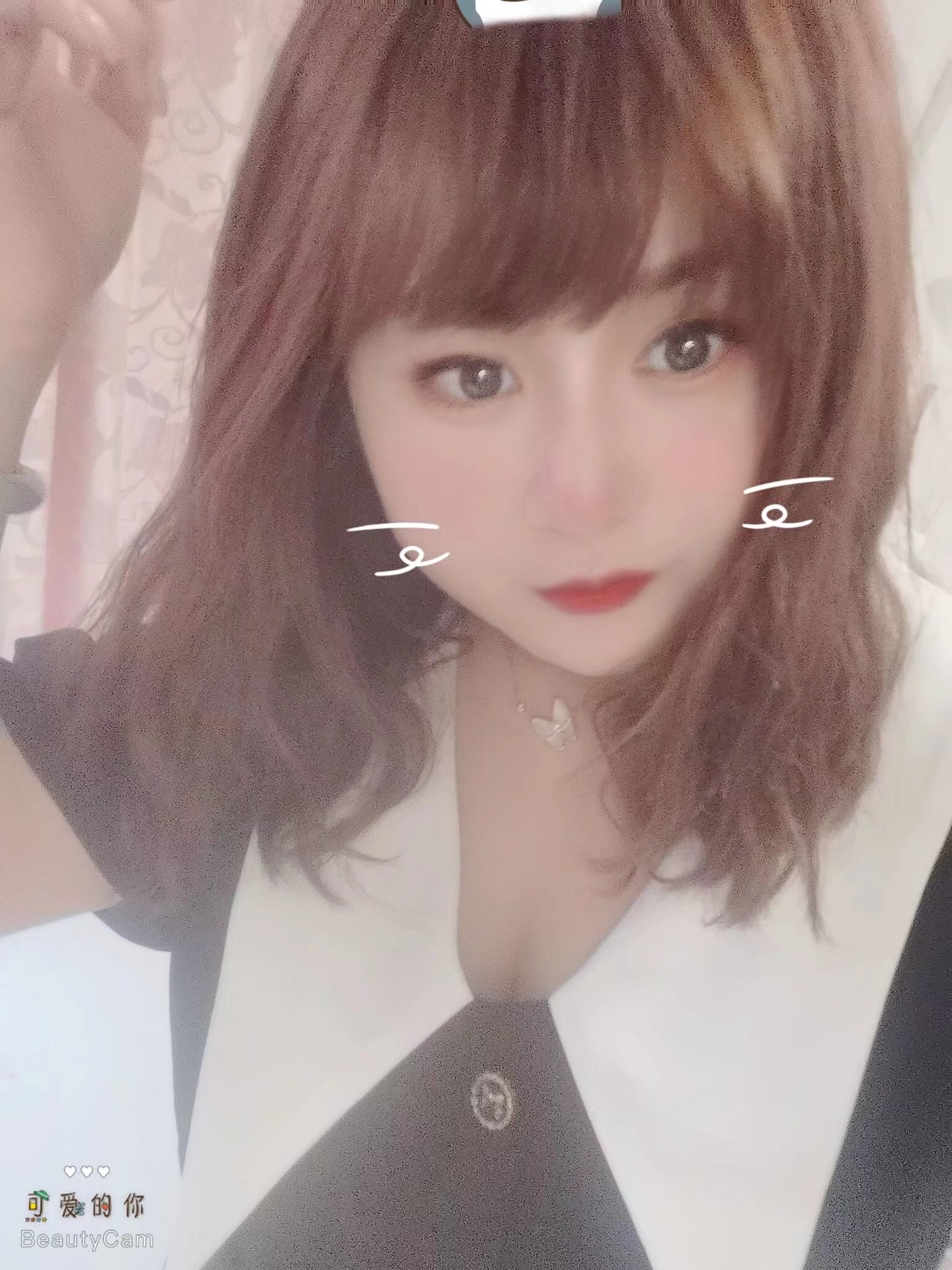 身材很棒的大胸妹，健谈热情