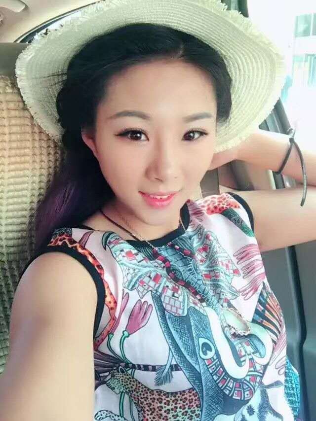 漂亮身材好，年轻，干的挺爽