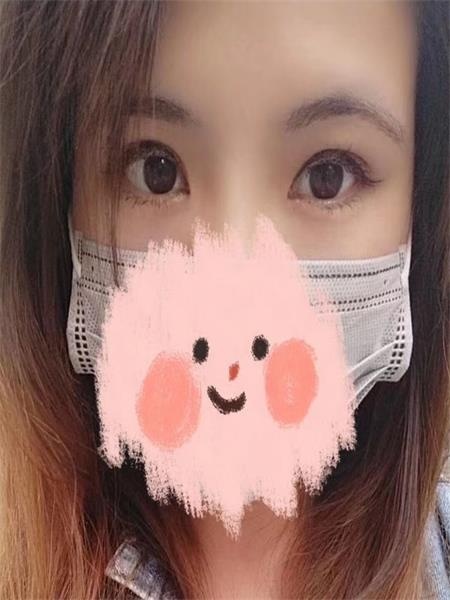 很带感儿的小美女七七，非常配合