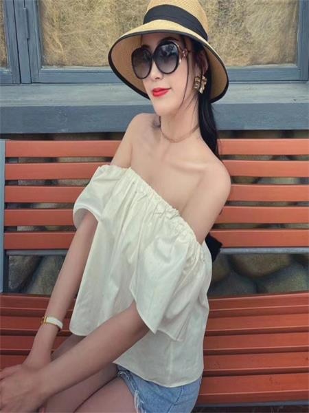 喷水小少妇，温柔配合，情人感觉