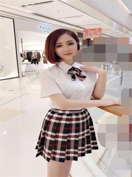 服务系妹子长相甜美，身材丰腴