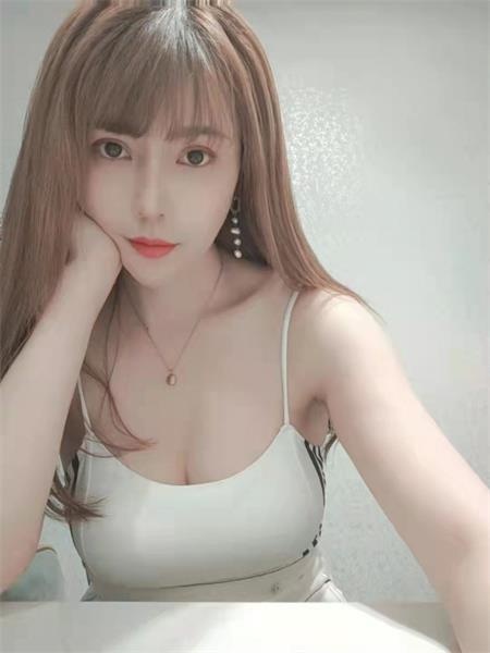 服务尺度大，天然美胸，值得拥有