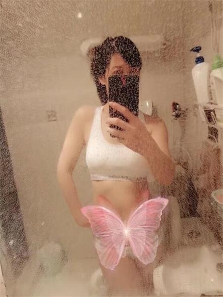 轻熟小姐服务爽，喜欢熟妇的可以去