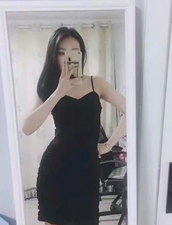 肤白貌美的大胸美女，真诚服务，不偷懒