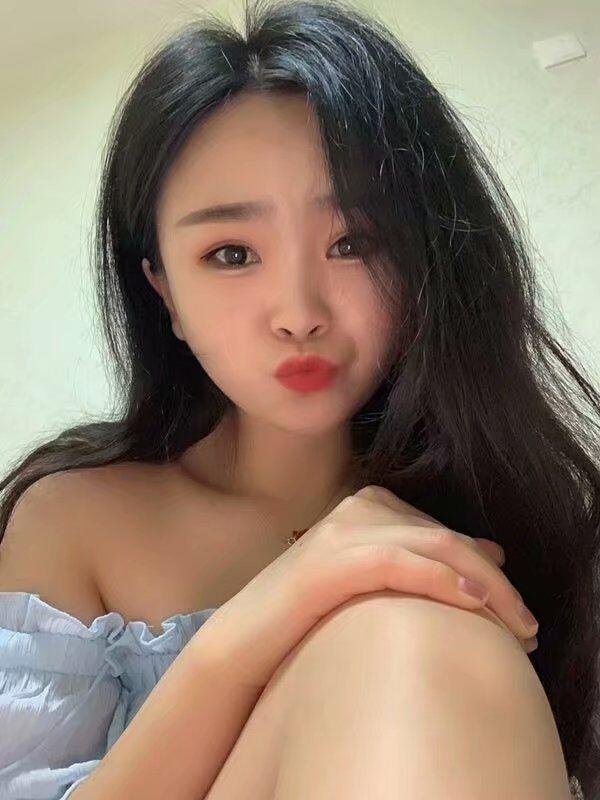年轻嫩妹，干起来很有征服感