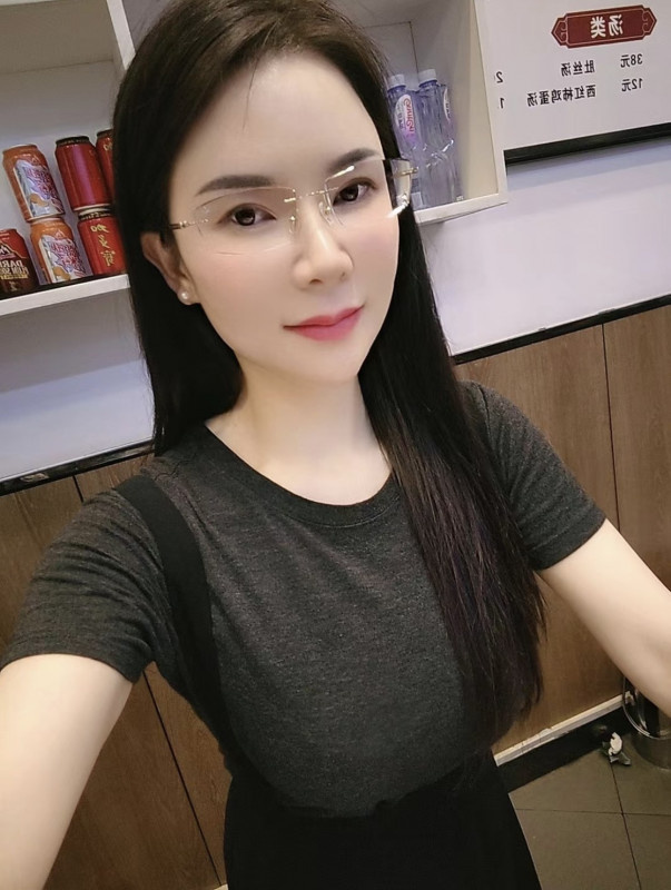 文艺范十足兼职，胸大活好，不催人