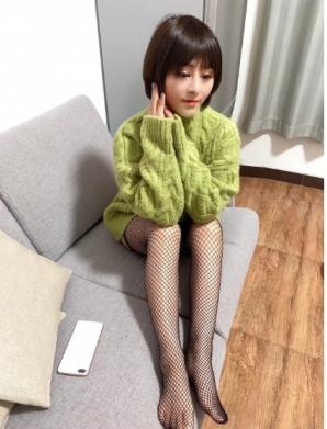约炮身材火辣的短发美女，真是完美炮架