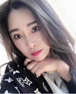 骚气是真的少妇，操的时候直叫老公