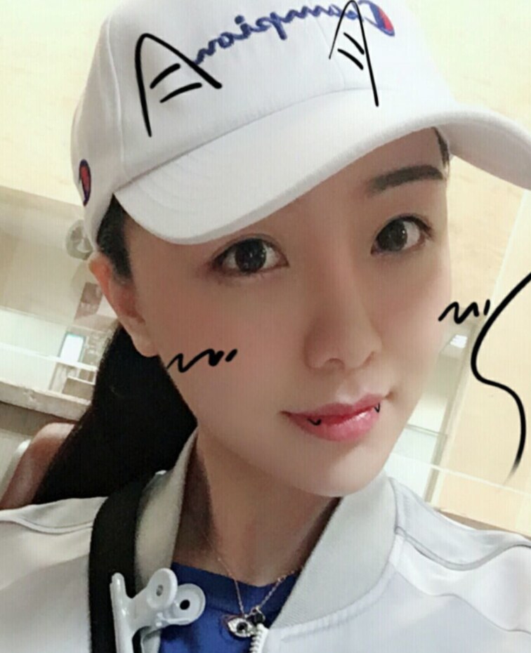会长腿漂亮姑娘，特别听话全开放尺度