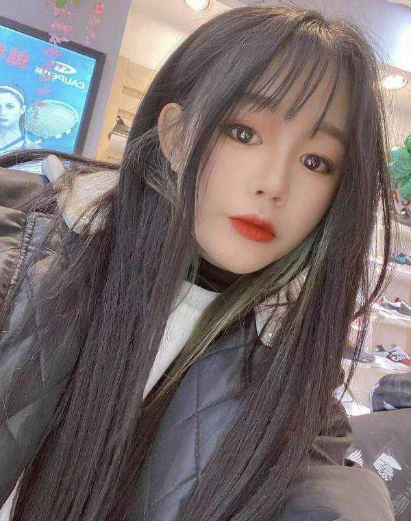 皮肤白皙水嫩的妹子 值得体验