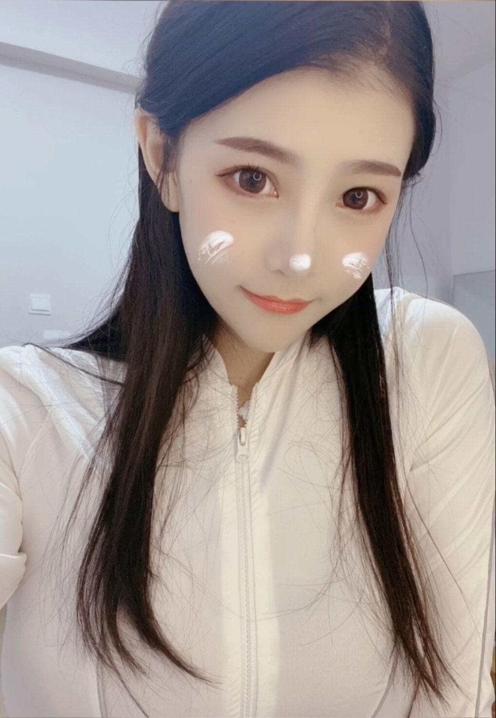 刚刚下水小妹三点粉红