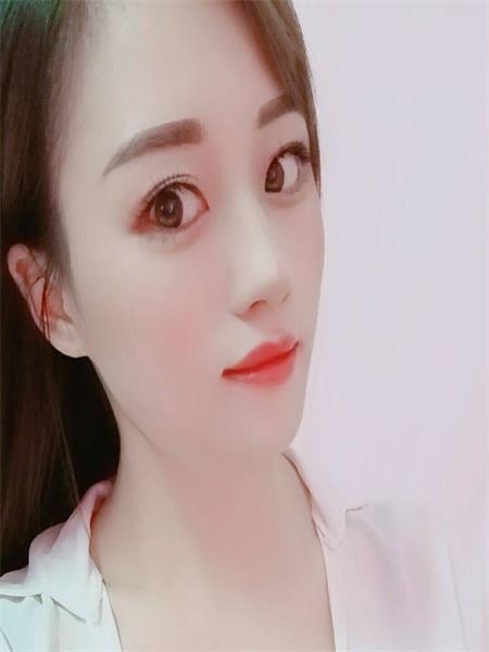 奶子大，服务态度好，非常性感