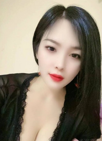 肤白貌美大长腿，服务好不催人