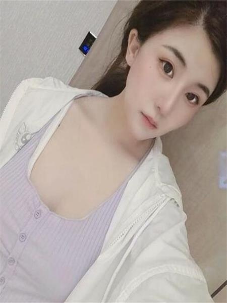 舞蹈老师身材好 ,胸大,可以全套服务