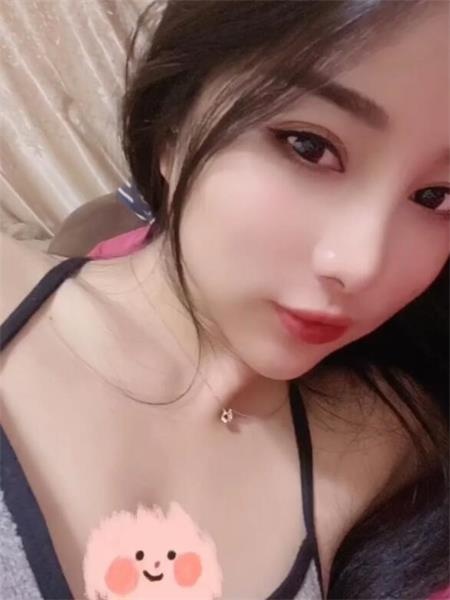 身材完美的兼职妹子，下面非常爽