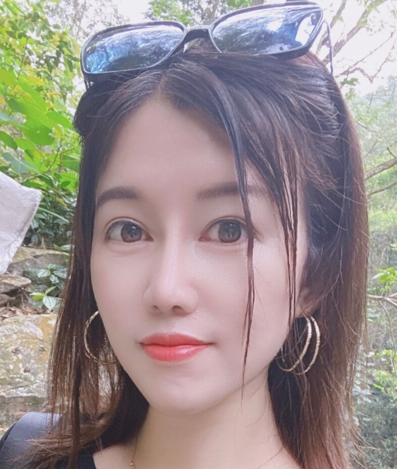服务意识很强的妹子，不机车，各种姿势配合