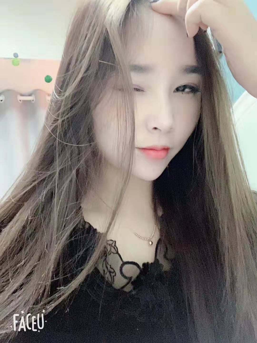 验证朋友介绍约的一个小姐姐