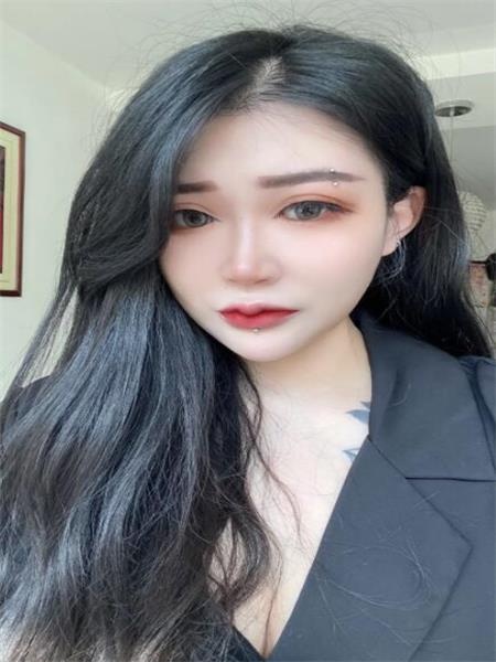 妹子态度蛮好，微胖，口爆舒服