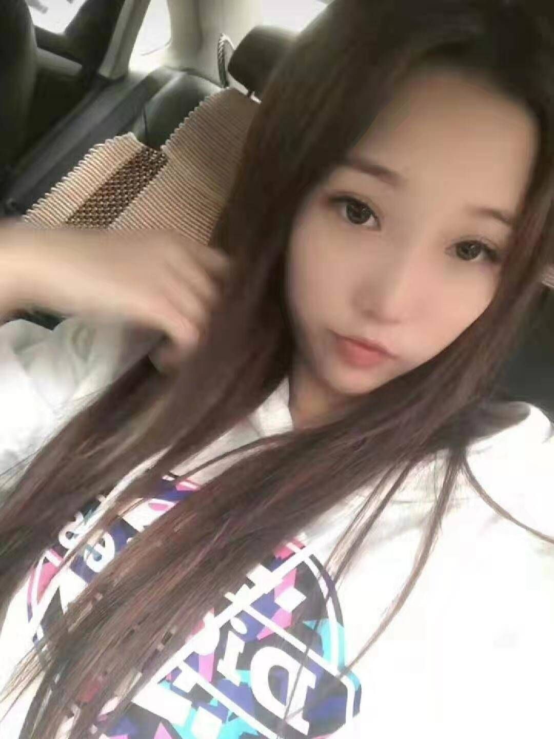 妹子身材非常棒,人也漂亮，推荐