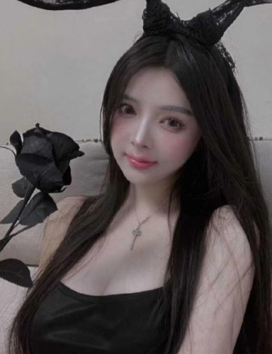 配合度极高的嫩妹，叫声淫荡，服务好