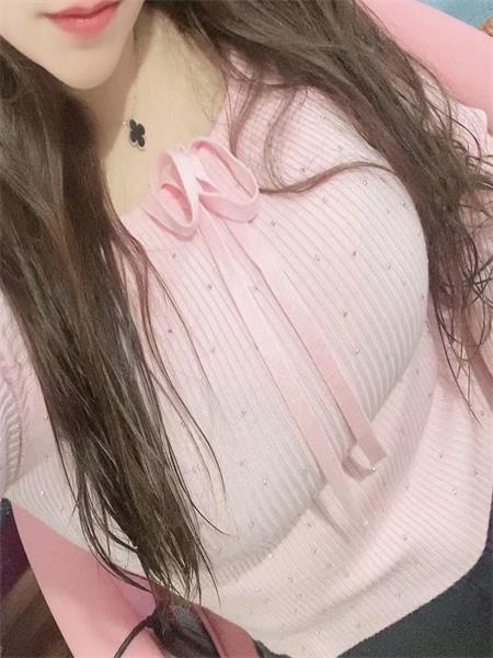 大奶少妇服务不错，双峰完美
