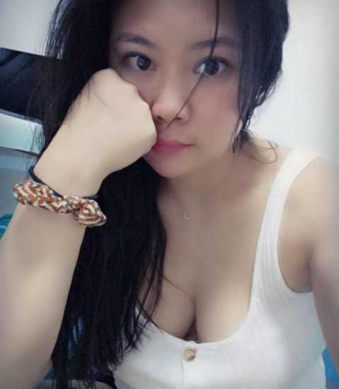 微胖大奶妹，干炮真是爽