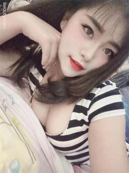 妹子老骚了，很会玩，舒服的不得了
