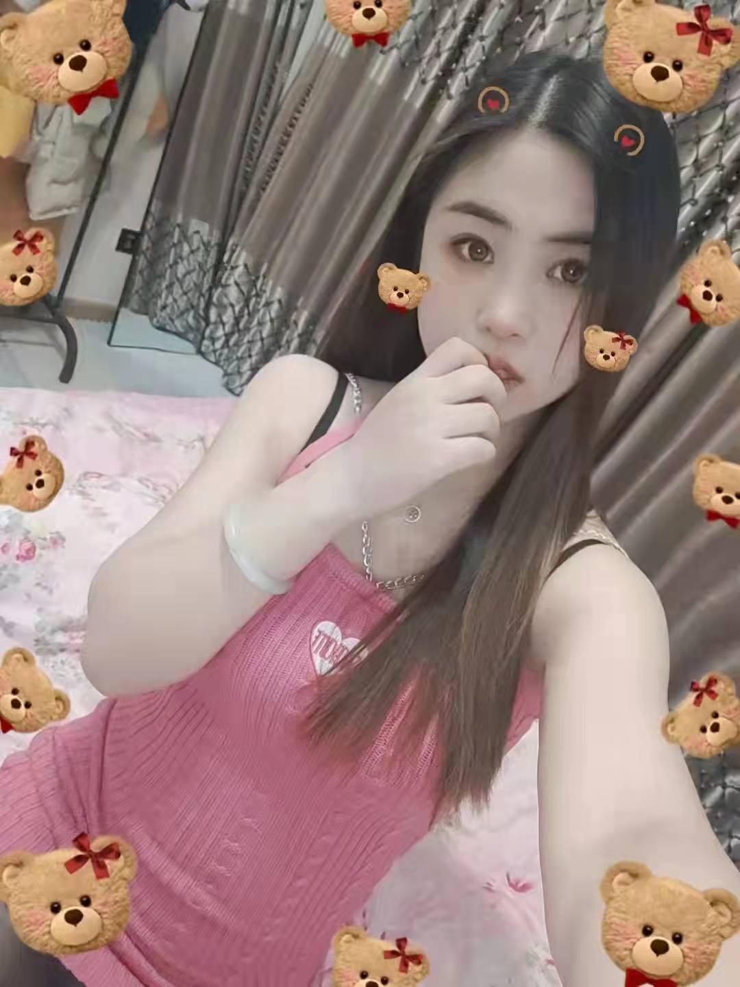 刚下海的个人兼职，鲍鱼紧致可口，颜值靓眼