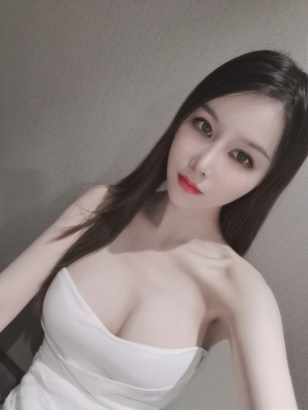 黑丝小美女，真是越干越骚
