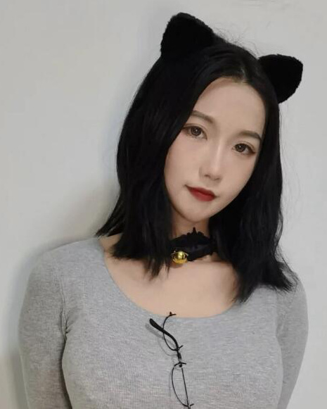 炮击大奶妹，性感撩人，玩的真爽
