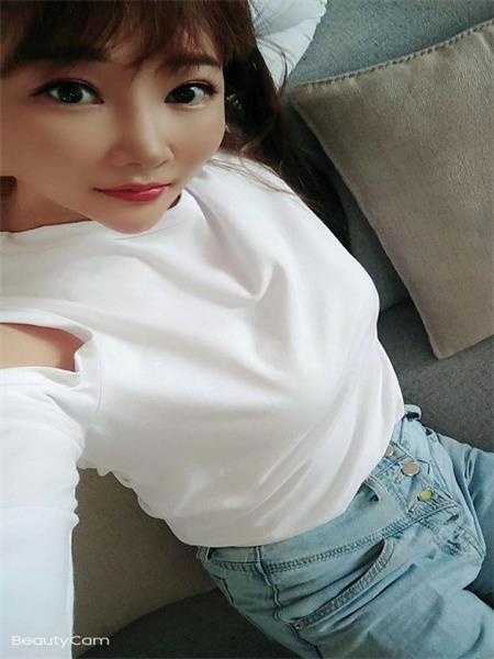 比较嫩的小妹，服务中规中矩