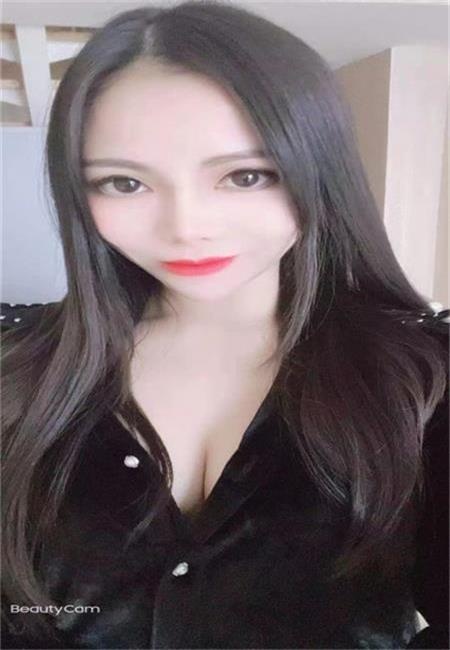 这女的够骚的了，整体服务挺好