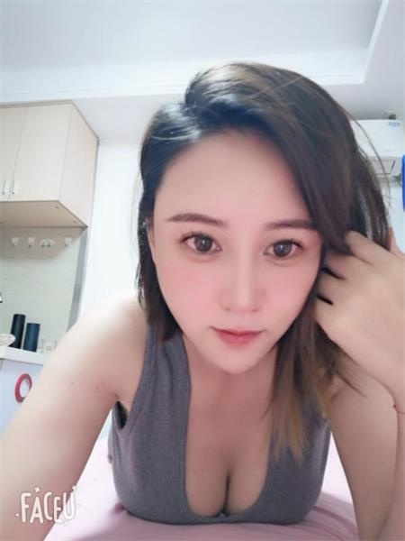 罗湖大奶少妇玫瑰，腿控的福利