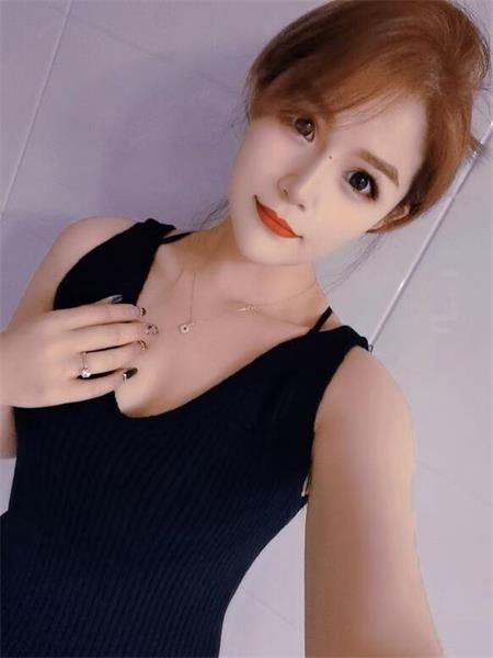 服务挺好，挺骚，妹子很有气质