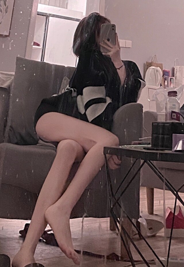 天心美女‘小温柔’，果然骚