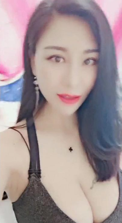 河西达美少妇玲珑，瓜子狐媚脸