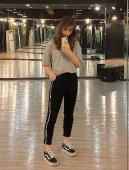 湖北武汉光谷小胖妹