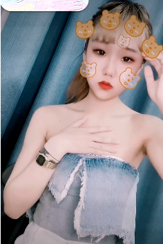 武汉刚来的嫩妹伊萌