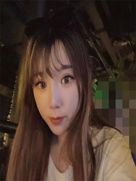 172长腿妹子小涵