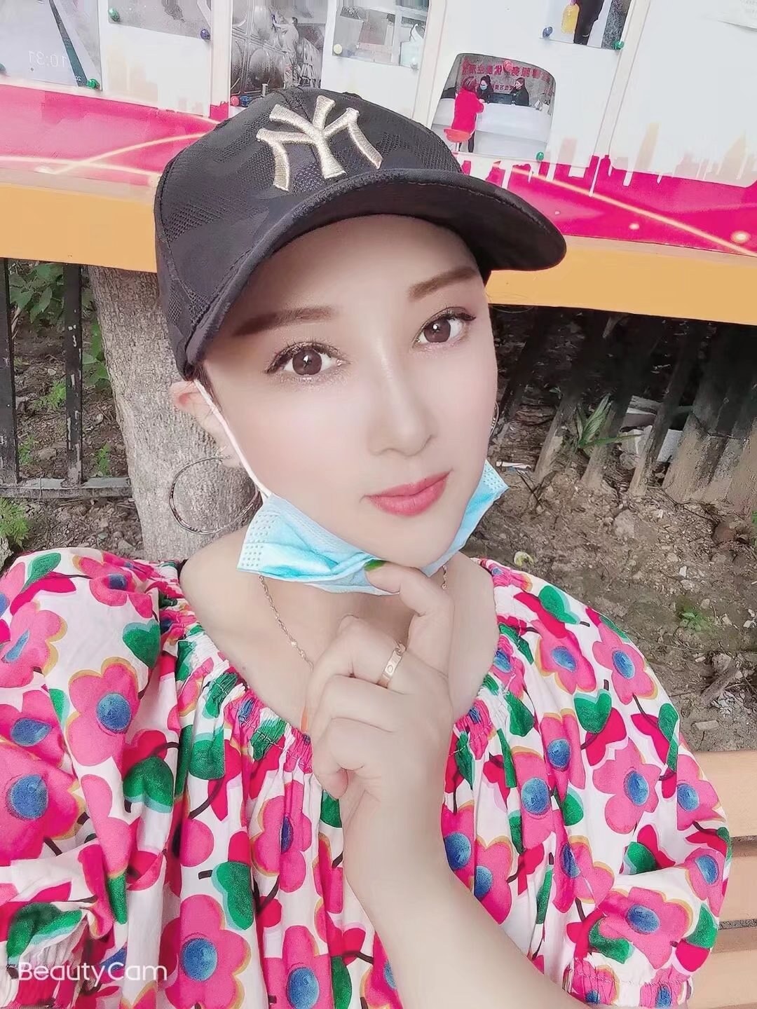 汉口长舌熟女一枚
