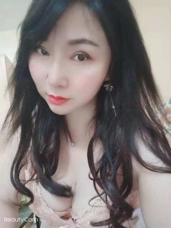 长沙黑丝桃子