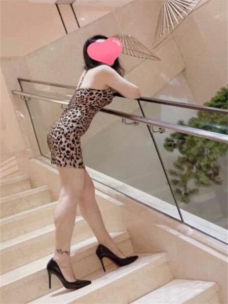 白云观熟女泻火体验