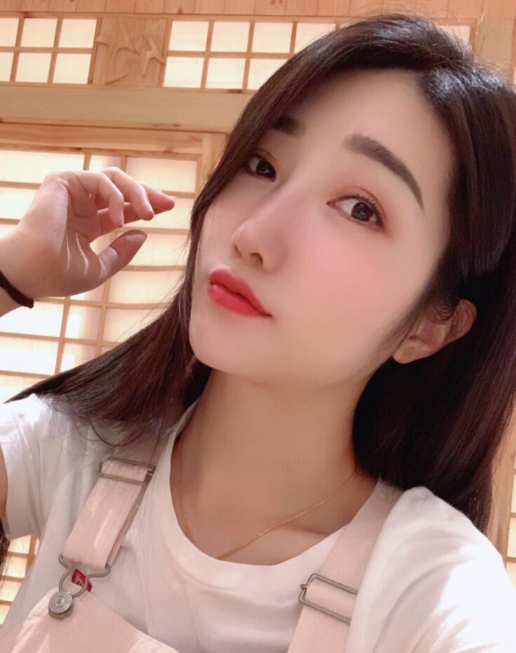 武汉娇娇身材颜值一级棒