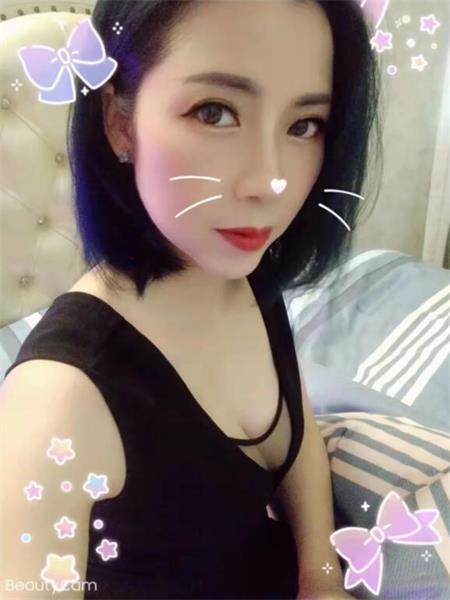 短发小骚妹新下水