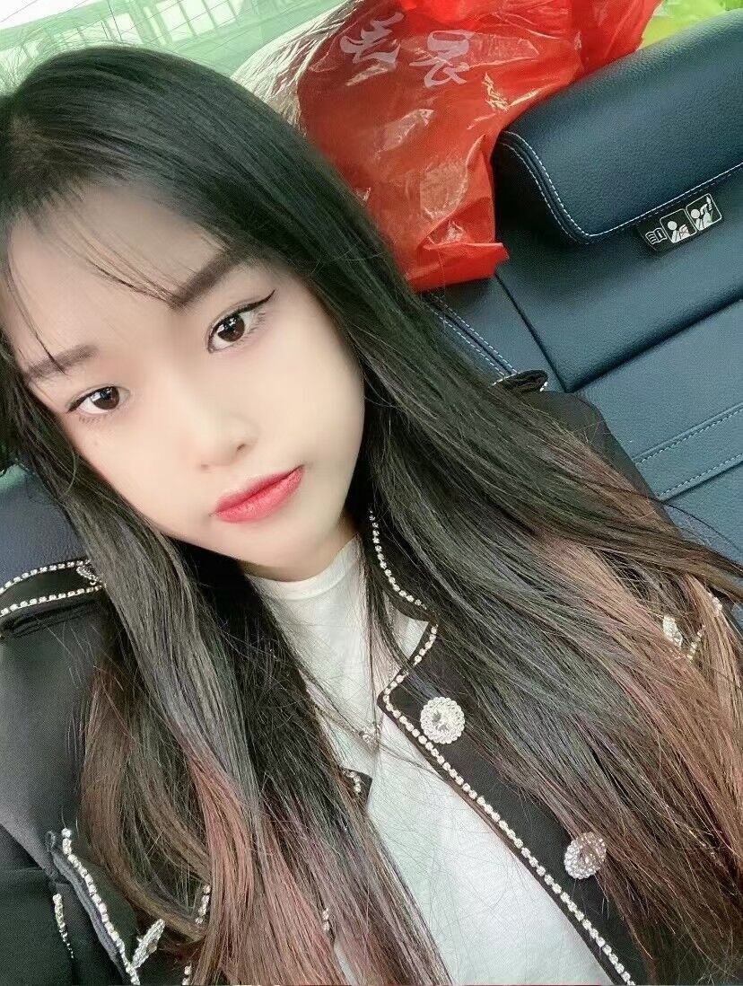 武汉小妹子恩恩