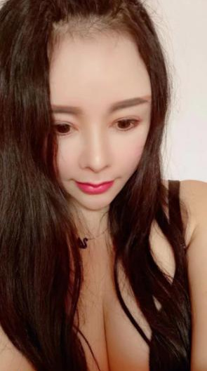 SM广场附近少妇