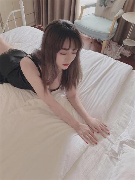 体验温柔美女童童