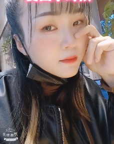 为数不多的个体户小美女
