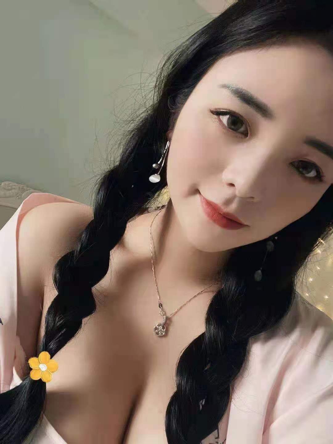 泉州市区大胸柏芝