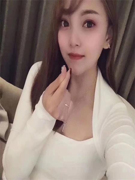 静安娇小妹子